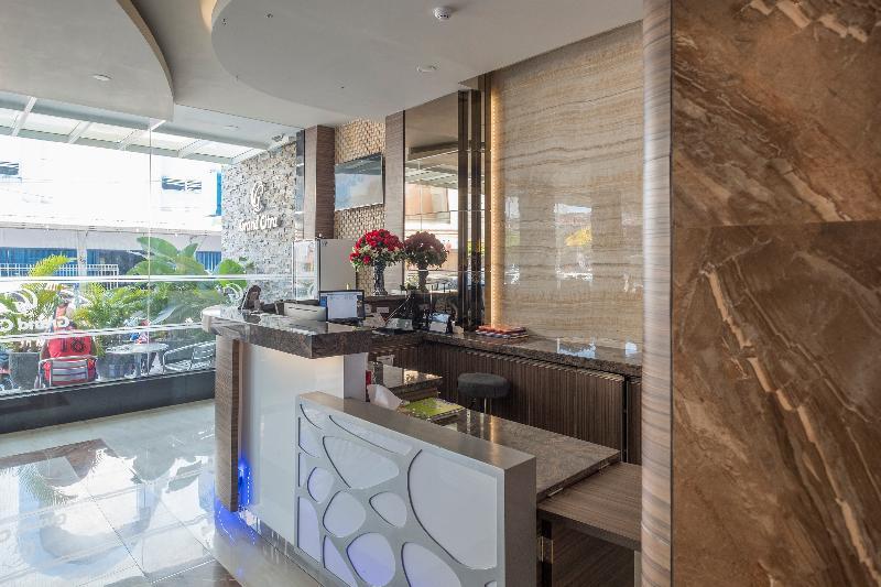 Collection O 1301 Hotel Grand Citra Makassar Bagian luar foto