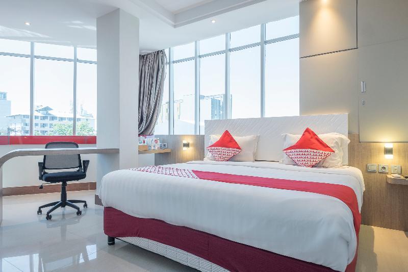 Collection O 1301 Hotel Grand Citra Makassar Bagian luar foto